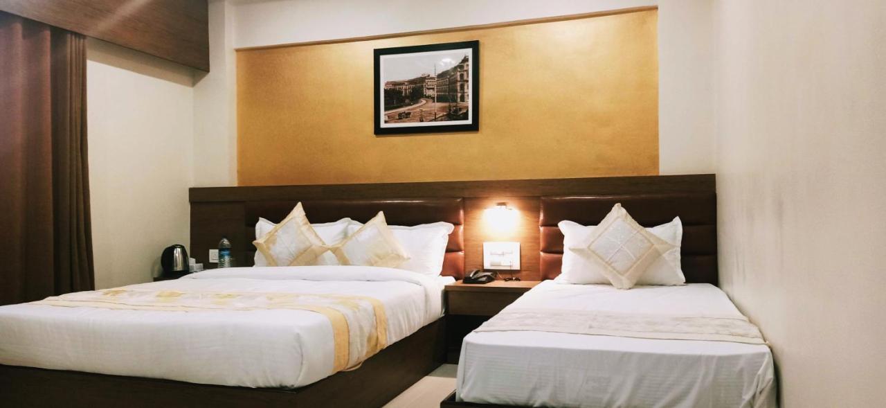 Hotel Crystal Luxury Inn- Bandra Мумбаи Экстерьер фото