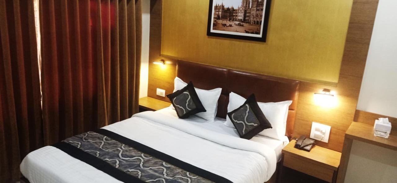 Hotel Crystal Luxury Inn- Bandra Мумбаи Экстерьер фото